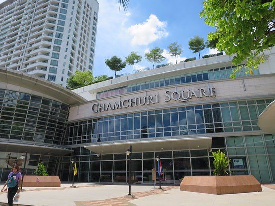 Complejo Chamchuri Square